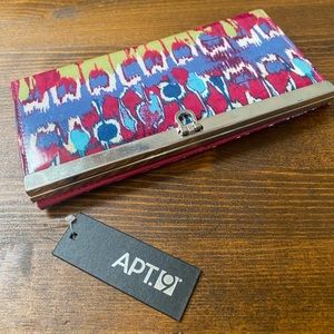 Apt. 9 Wallet New with Tag
